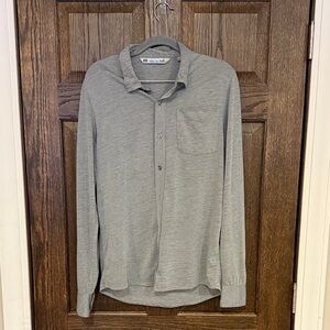 Travis Mathew Men's Gray Casual Button-Down Shirt